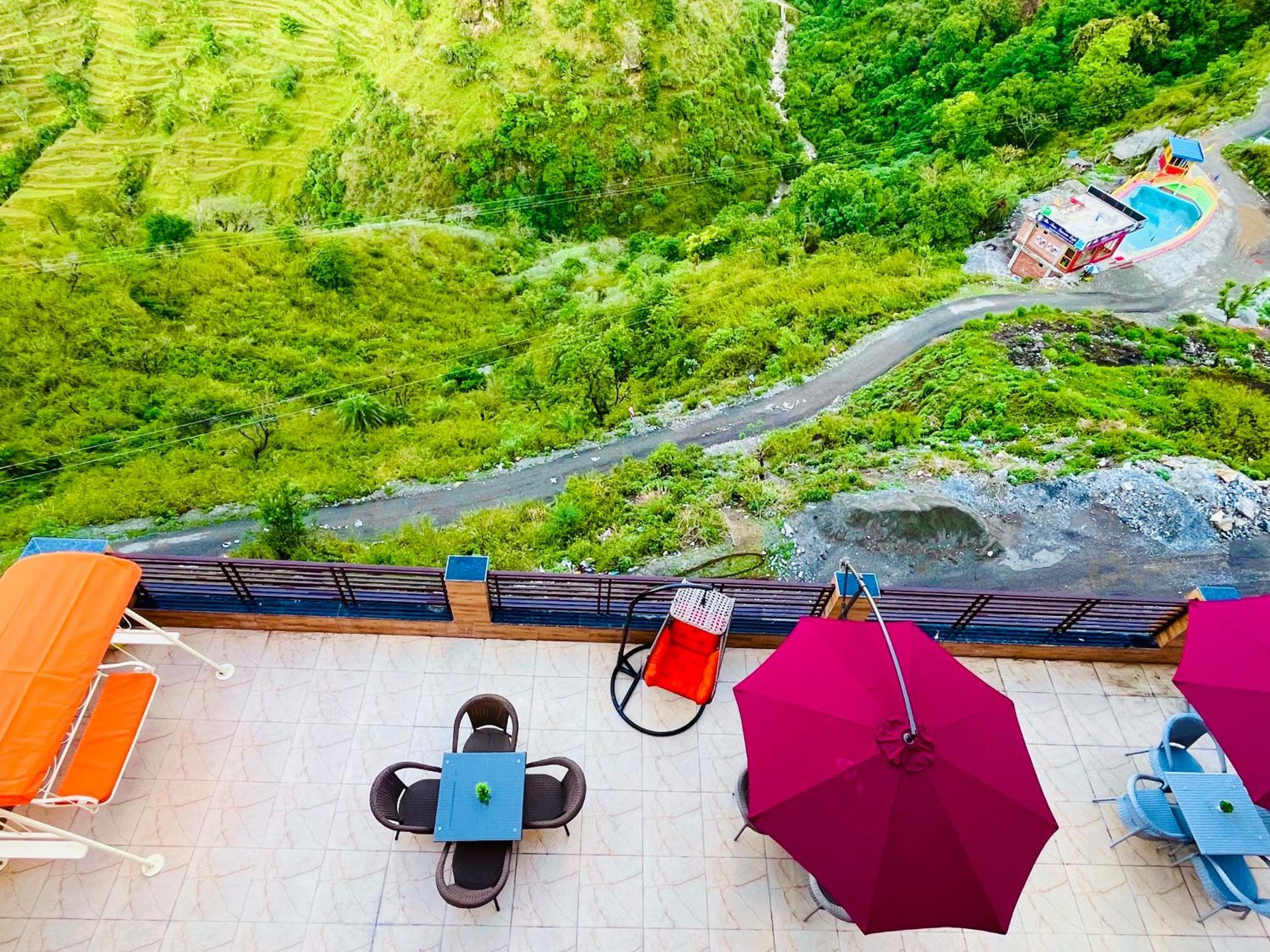 Doon Nature Valley Resort, Kempty Fall 穆索里 外观 照片